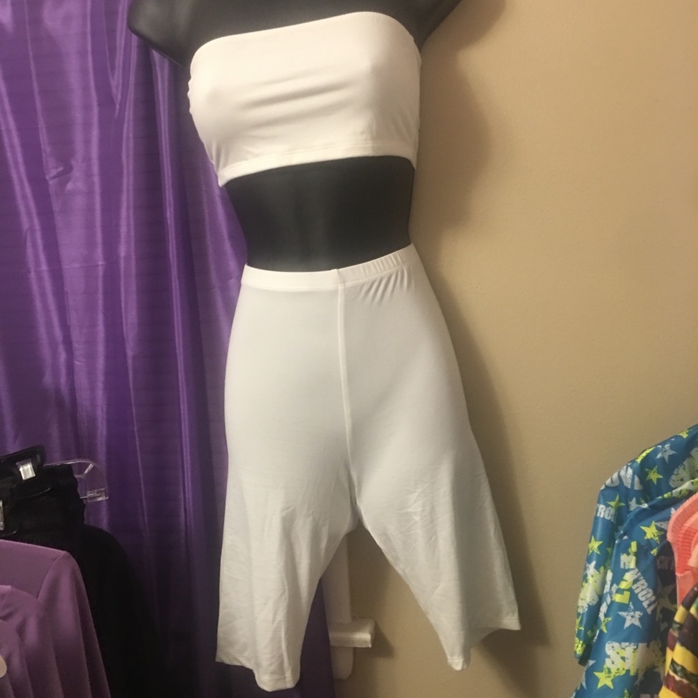 #Twopiece crop top #Capri #sets